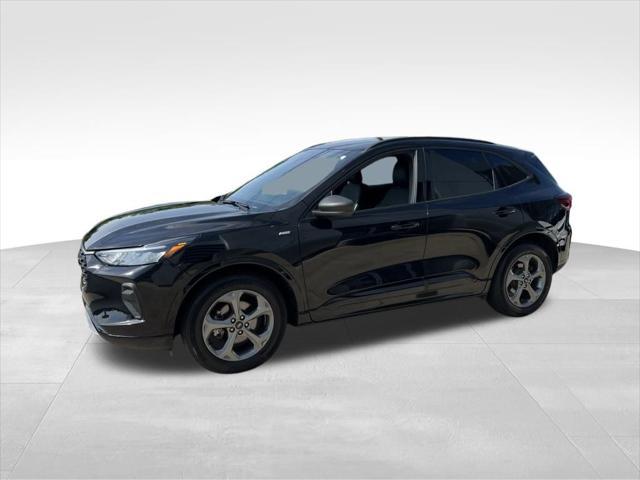 used 2023 Ford Escape car, priced at $25,500