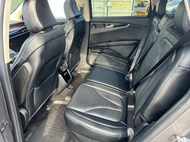 used 2022 Lincoln Nautilus car, priced at $39,995