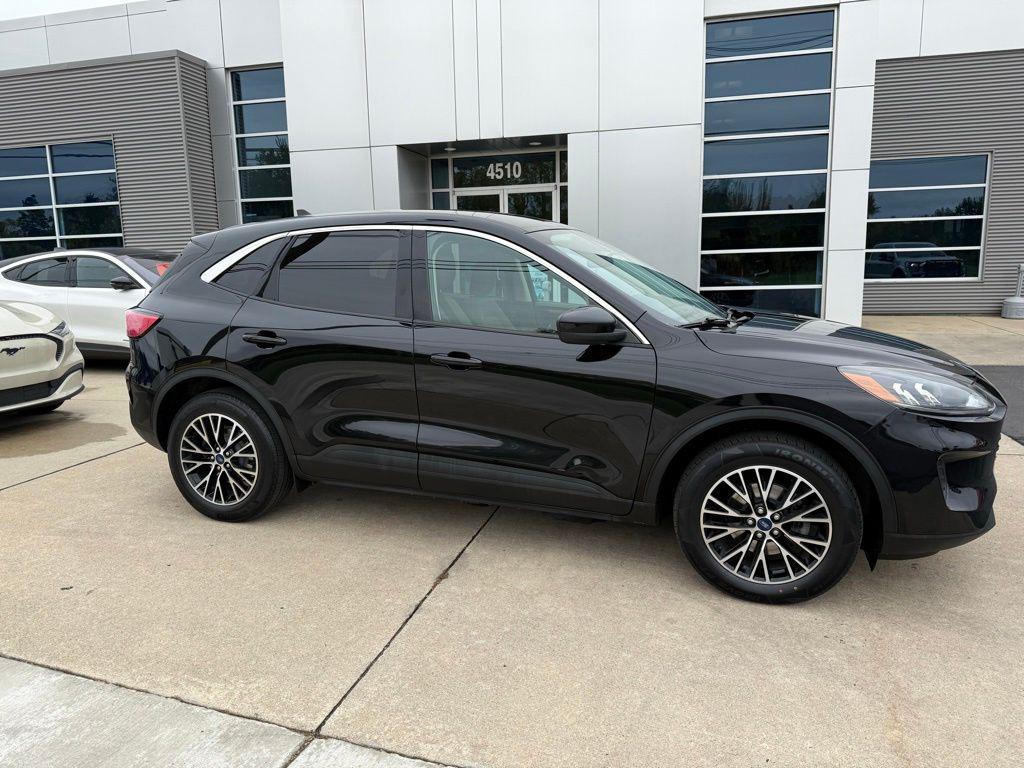 used 2021 Ford Escape car, priced at $20,500
