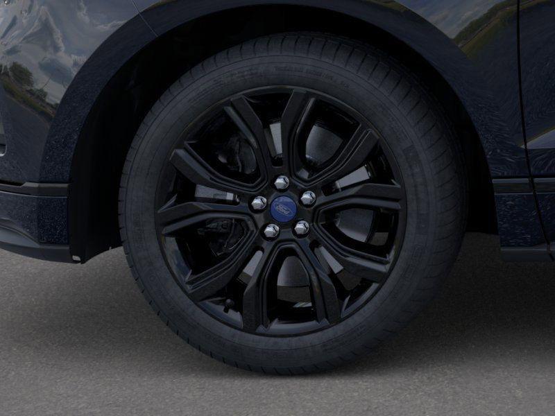new 2024 Ford Edge car, priced at $39,005