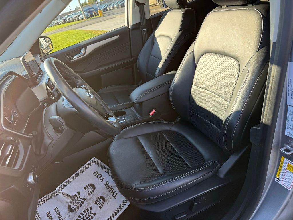 used 2021 Ford Escape car, priced at $22,250