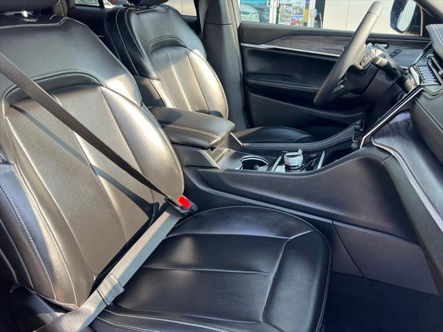 used 2024 Jeep Grand Cherokee car, priced at $37,250