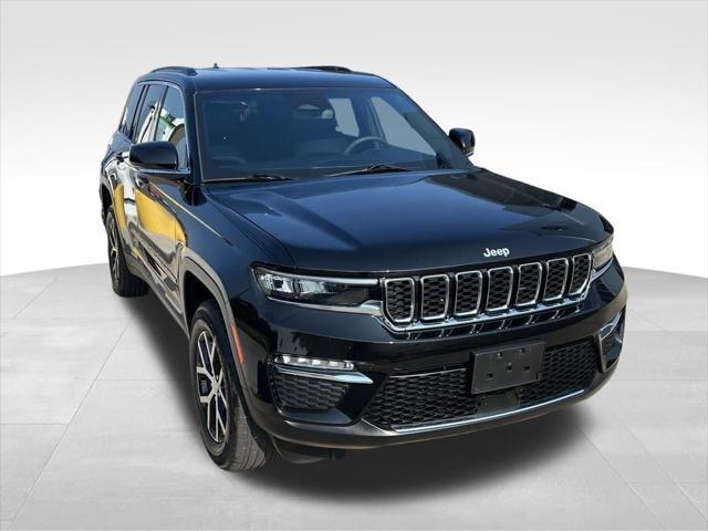 used 2024 Jeep Grand Cherokee car, priced at $37,250