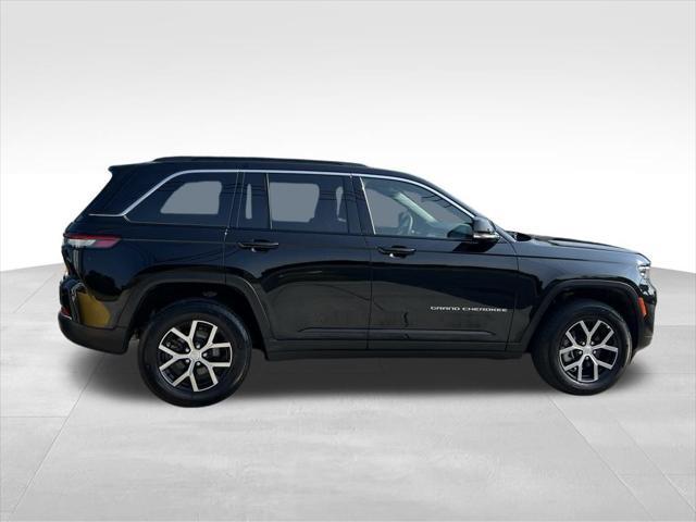 used 2024 Jeep Grand Cherokee car, priced at $37,250