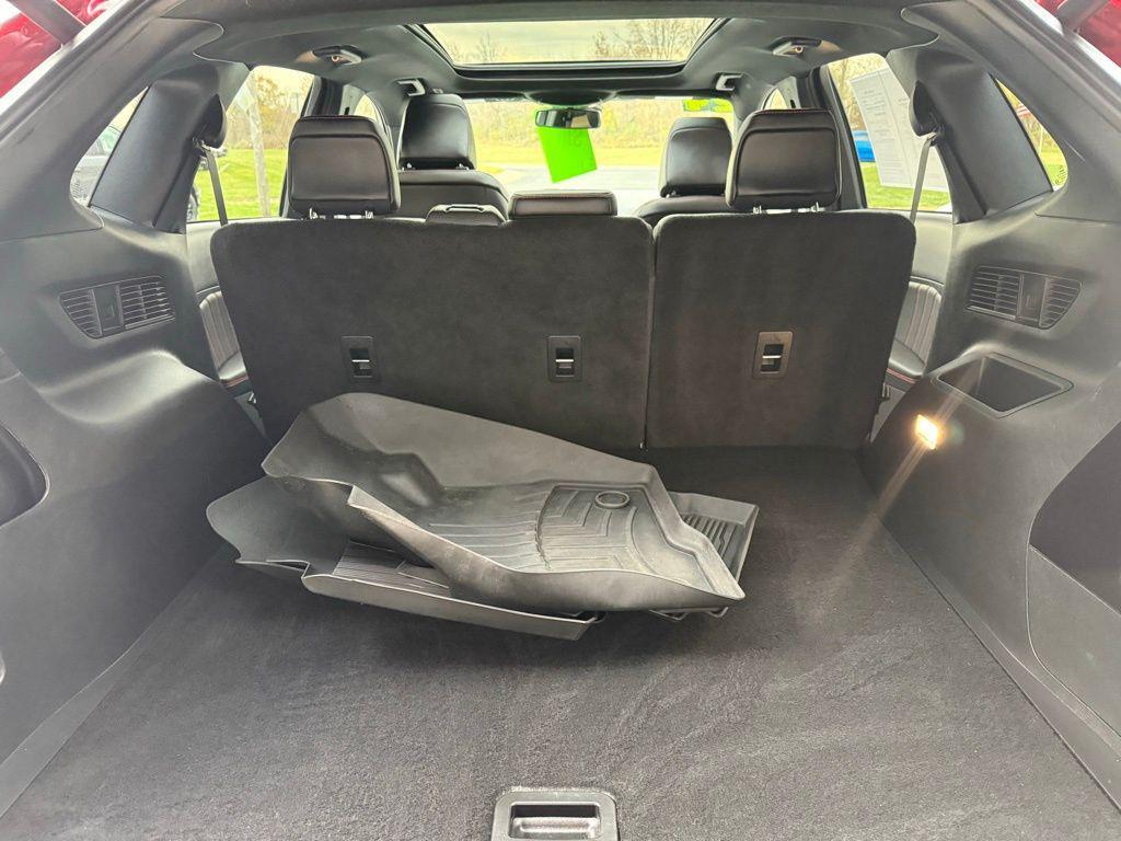 used 2024 Ford Edge car, priced at $32,950