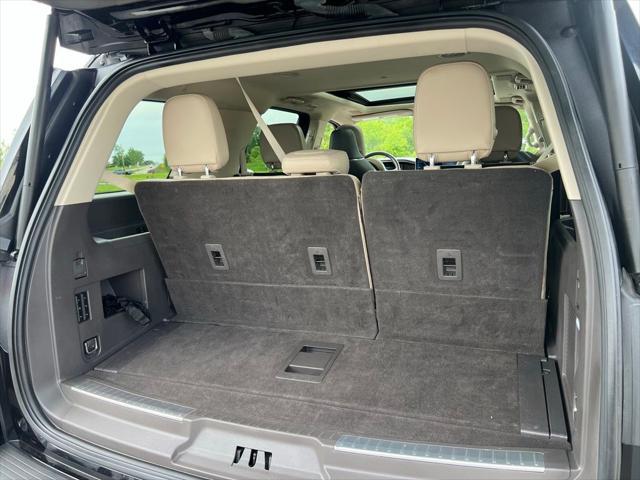 used 2022 Lincoln Navigator car, priced at $61,000