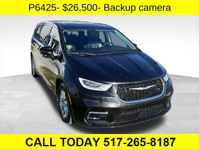 used 2023 Chrysler Pacifica car, priced at $24,500