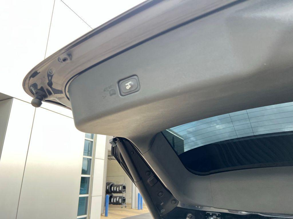 used 2024 Lincoln Nautilus car, priced at $53,750