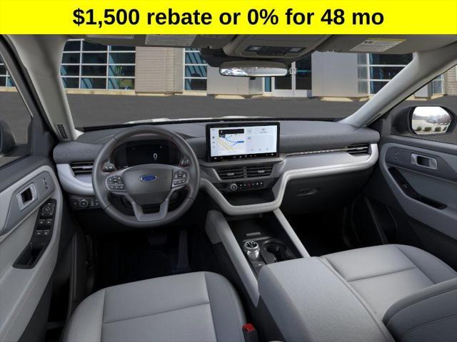 new 2025 Ford Explorer car, priced at $45,900