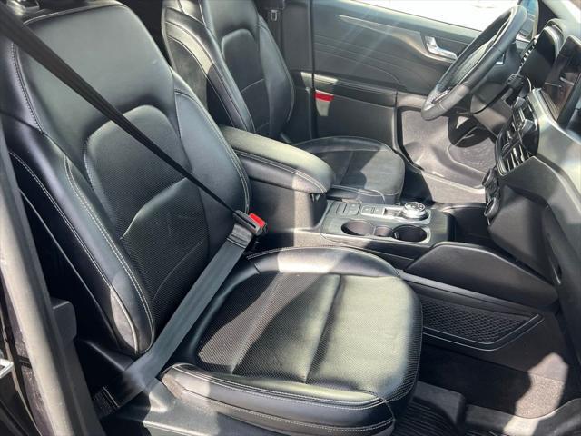 used 2022 Ford Escape car, priced at $21,500