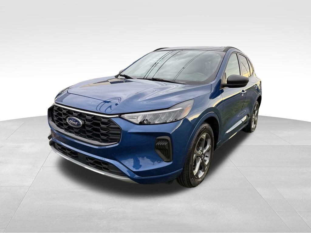 used 2023 Ford Escape car, priced at $25,000