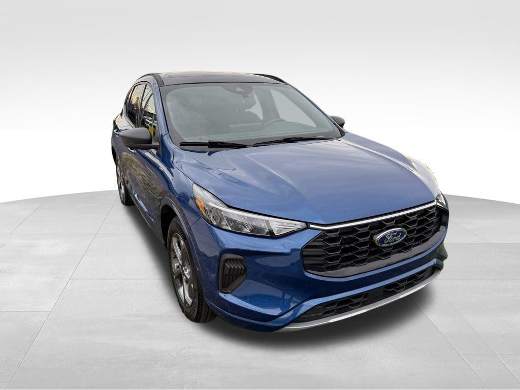 used 2023 Ford Escape car, priced at $25,000