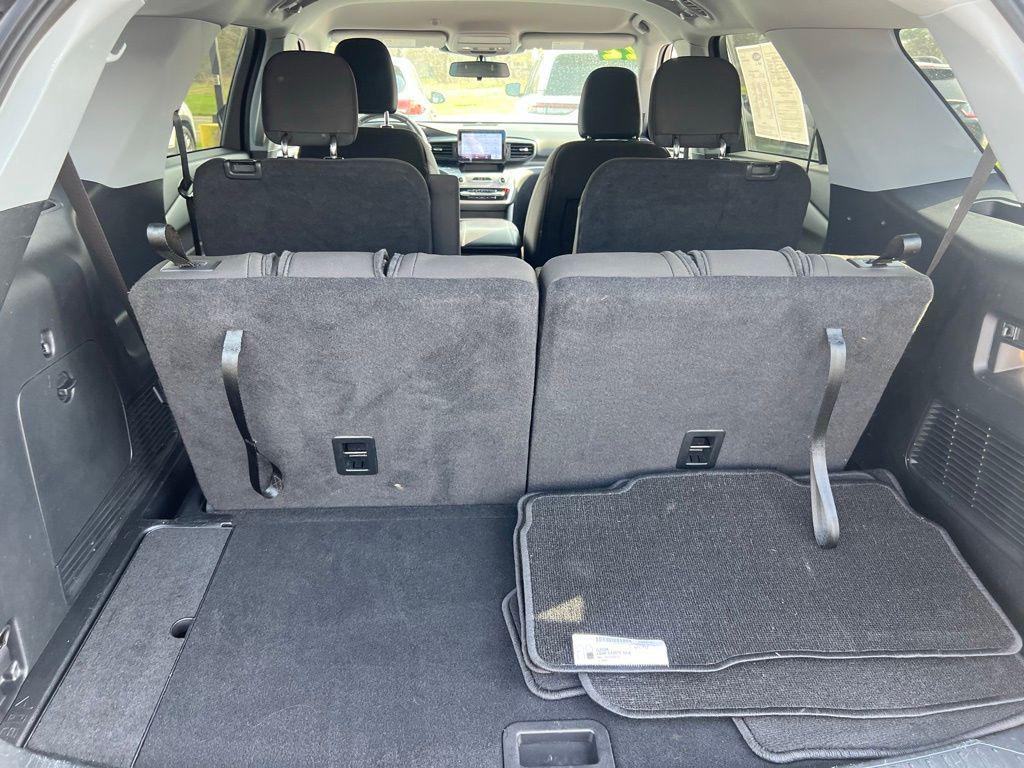 used 2022 Ford Explorer car, priced at $32,000