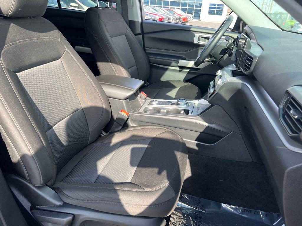 used 2022 Ford Explorer car, priced at $32,000