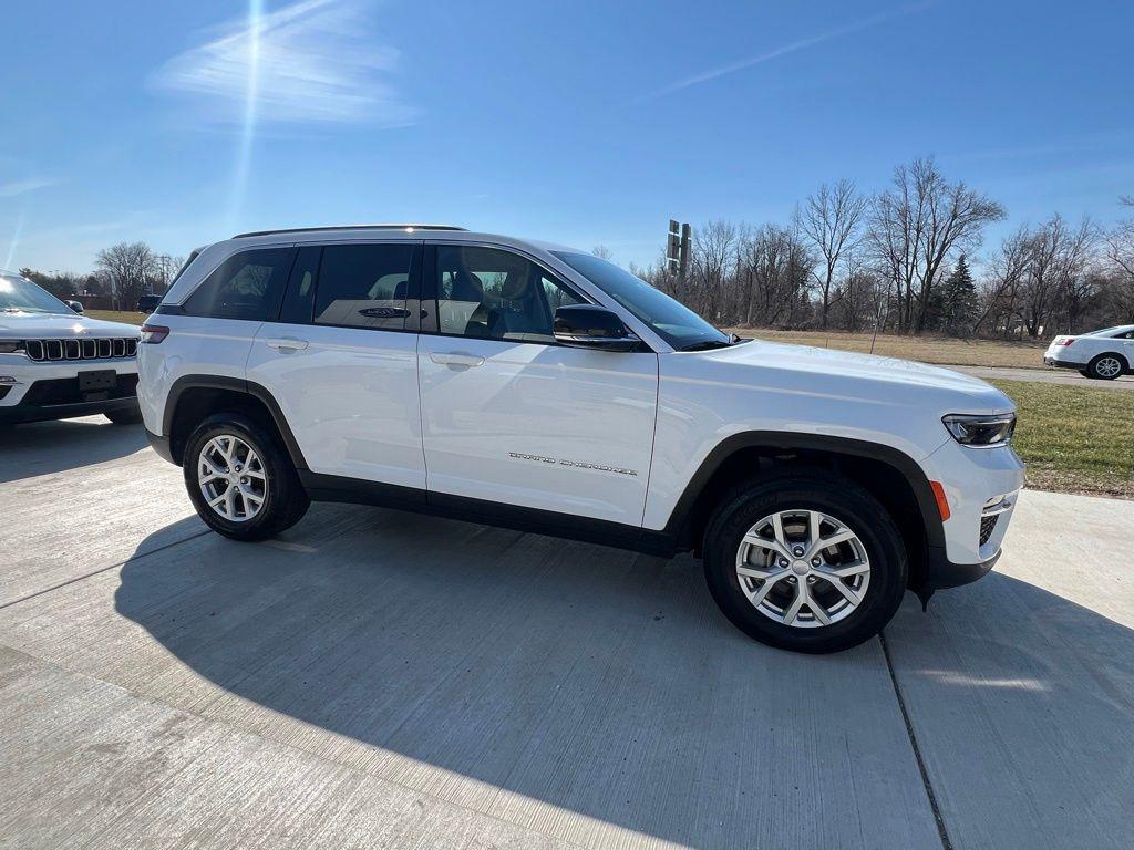 used 2023 Jeep Grand Cherokee car, priced at $30,000