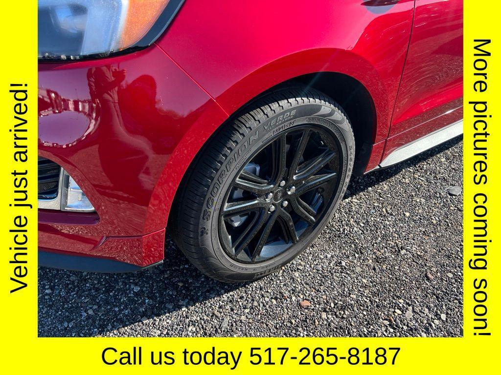 used 2024 Ford Edge car, priced at $33,500