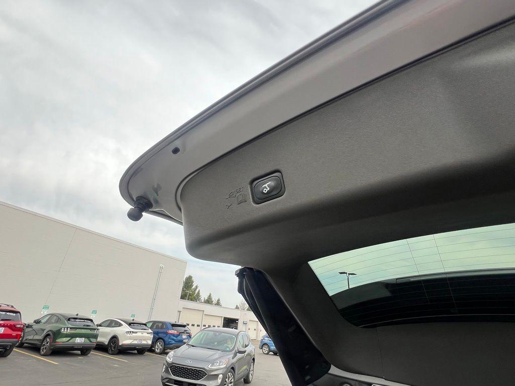 used 2024 Lincoln Nautilus car, priced at $58,500