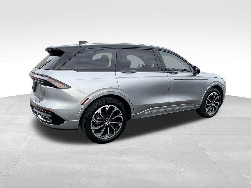 used 2024 Lincoln Nautilus car, priced at $58,500