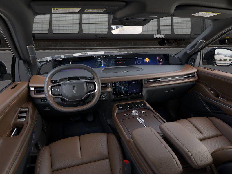 new 2025 Lincoln Navigator car, priced at $109,325