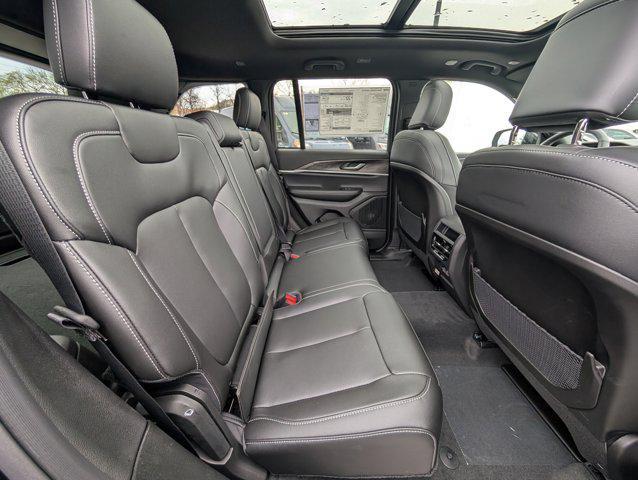 new 2025 Jeep Grand Cherokee car, priced at $46,505
