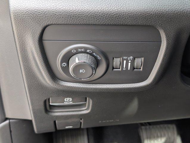 new 2025 Jeep Grand Cherokee car, priced at $53,310