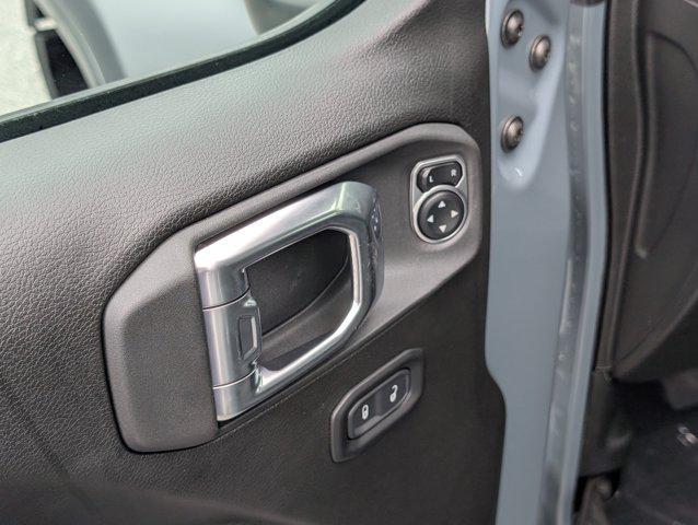 new 2025 Jeep Wrangler car, priced at $37,723