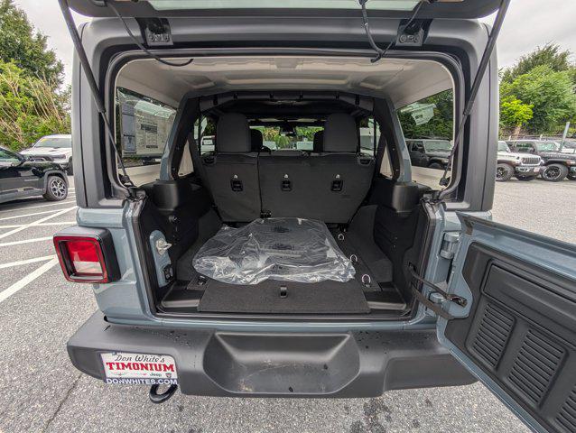 new 2025 Jeep Wrangler car, priced at $37,723