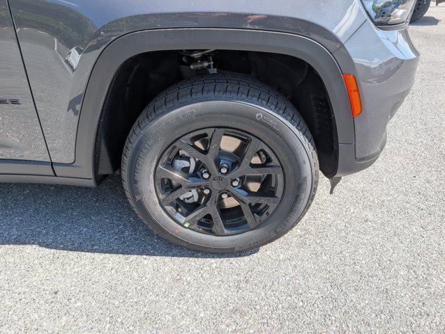 new 2025 Jeep Grand Cherokee L car, priced at $41,043