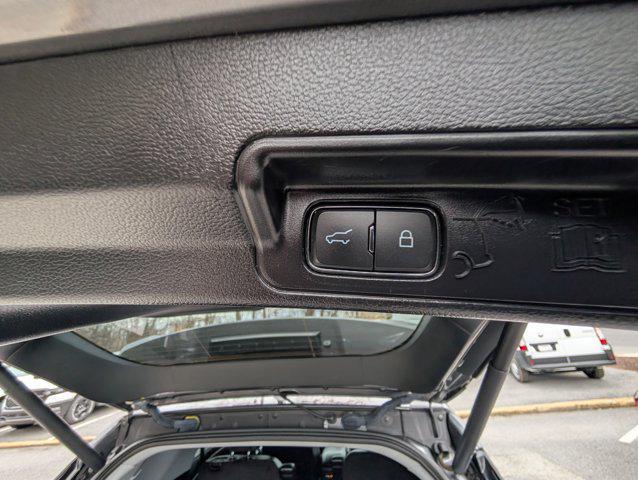 used 2022 Ford Explorer car, priced at $30,334