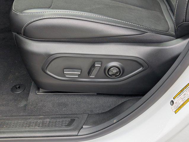 new 2025 Jeep Grand Cherokee L car, priced at $43,977