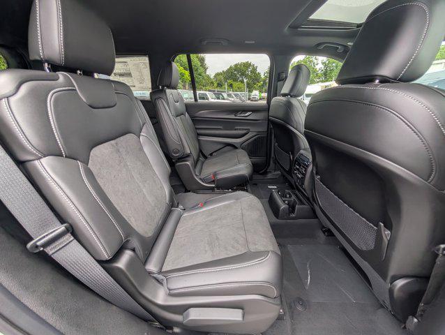 new 2025 Jeep Grand Cherokee L car, priced at $43,977