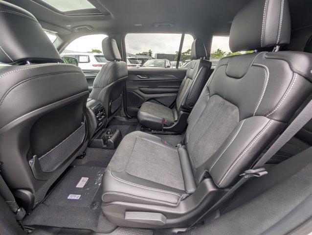 new 2025 Jeep Grand Cherokee L car, priced at $43,977