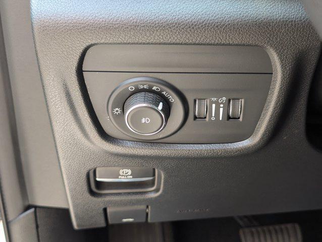 used 2022 Jeep Grand Cherokee car, priced at $32,995
