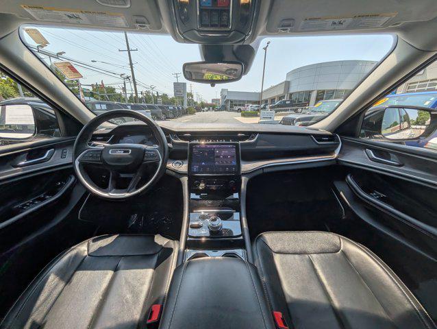 used 2022 Jeep Grand Cherokee car, priced at $32,995