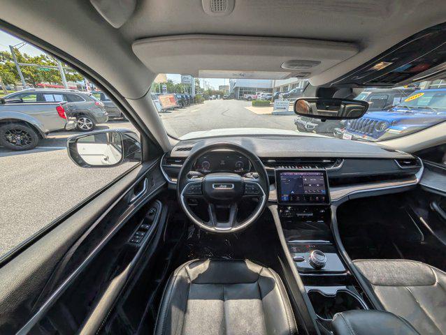 used 2022 Jeep Grand Cherokee car, priced at $32,995