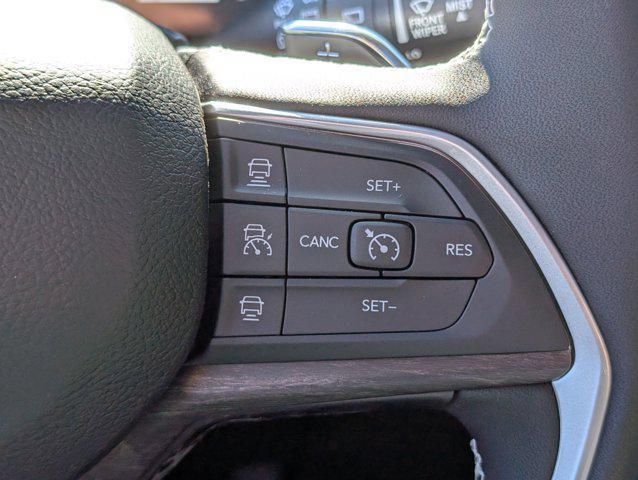 new 2025 Jeep Grand Cherokee car, priced at $45,208