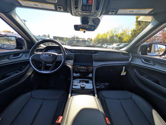 new 2025 Jeep Grand Cherokee car, priced at $45,208