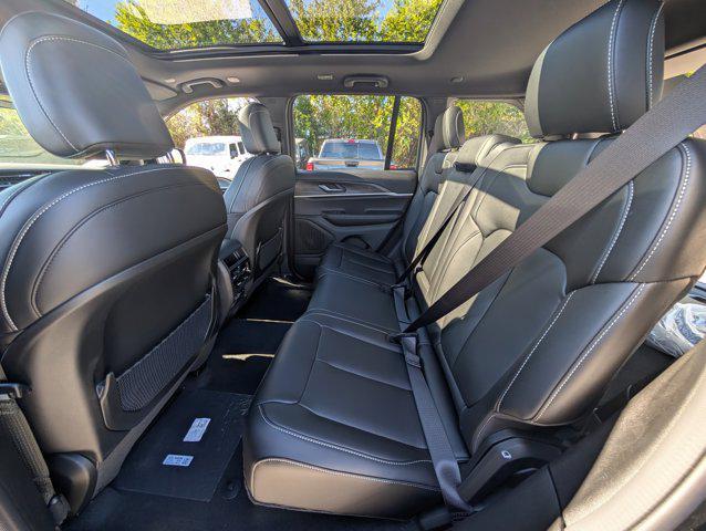 new 2025 Jeep Grand Cherokee car, priced at $45,208