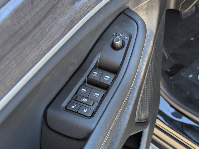 new 2025 Jeep Grand Cherokee car, priced at $45,208