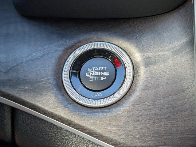 new 2025 Jeep Grand Cherokee car, priced at $45,208