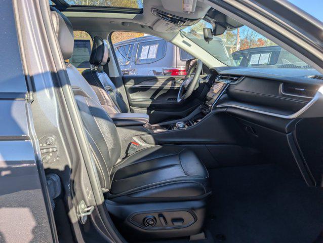 used 2023 Jeep Grand Cherokee car, priced at $31,498