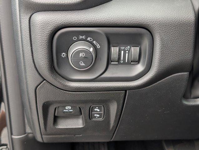 new 2025 Ram 1500 car, priced at $61,366