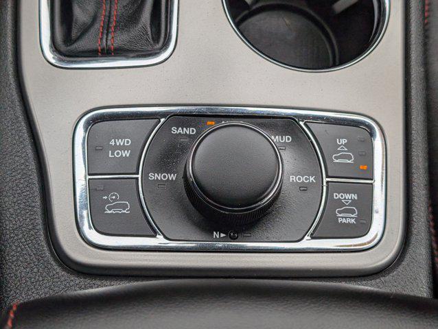 used 2021 Jeep Grand Cherokee car, priced at $29,283