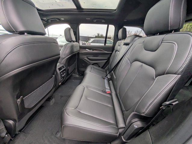 new 2025 Jeep Grand Cherokee car, priced at $46,505