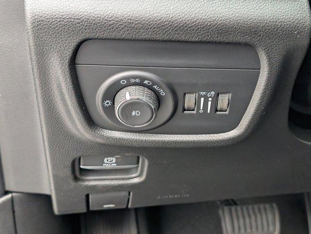 new 2025 Jeep Grand Cherokee car, priced at $46,505