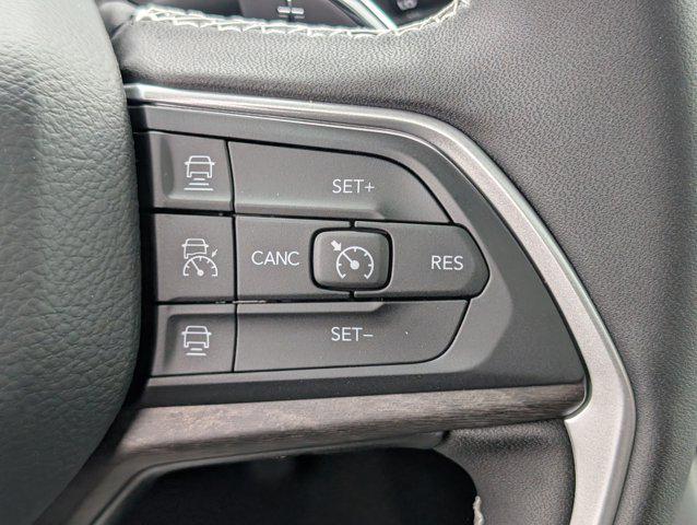 new 2025 Jeep Grand Cherokee car, priced at $46,505