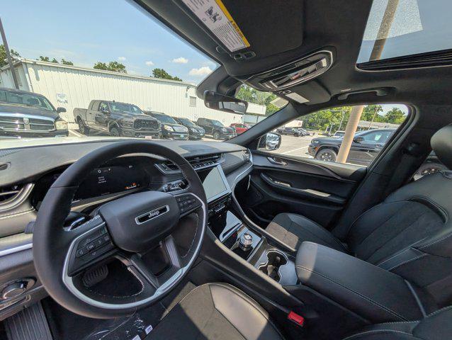 new 2025 Jeep Grand Cherokee L car, priced at $40,987