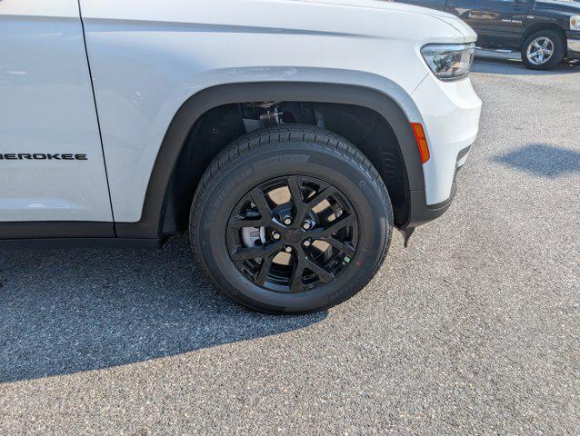 new 2025 Jeep Grand Cherokee L car, priced at $40,507