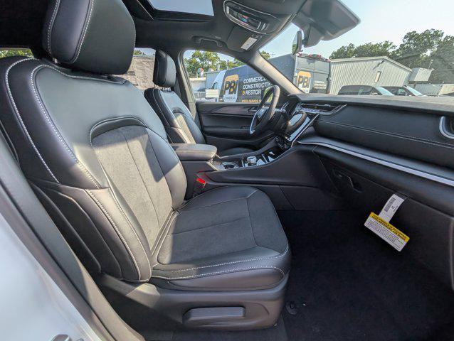 new 2025 Jeep Grand Cherokee L car, priced at $40,507