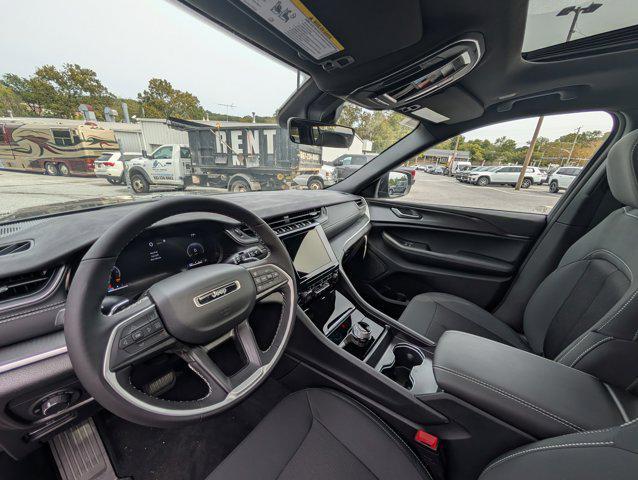 new 2025 Jeep Grand Cherokee L car, priced at $39,191